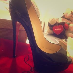Christian Louboutin peep toe